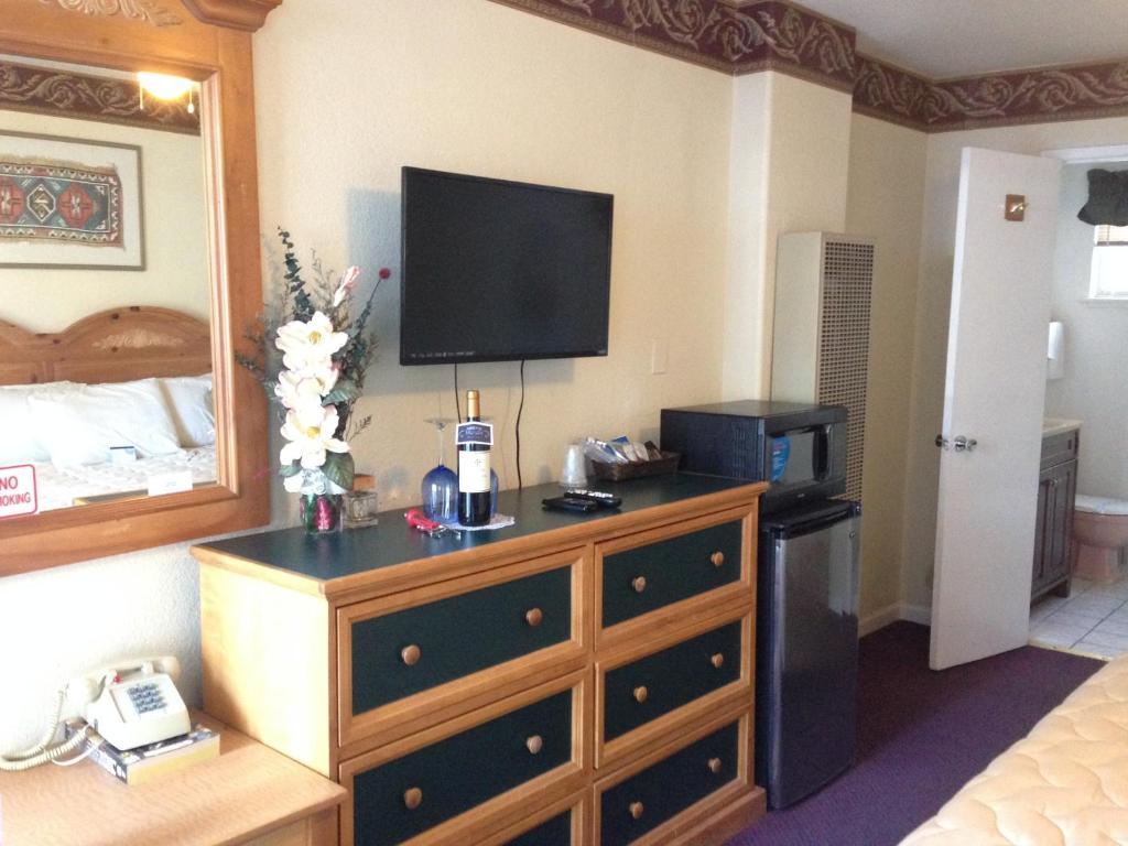 Travelers Inn And Suites South Lake Tahoe Quarto foto